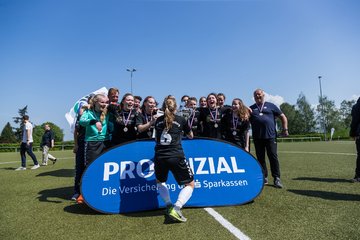 Bild 67 - B-Juniorinnen Pokalfinale SV Henstedt Ulzburg - SG Holstein Sued : 2:0